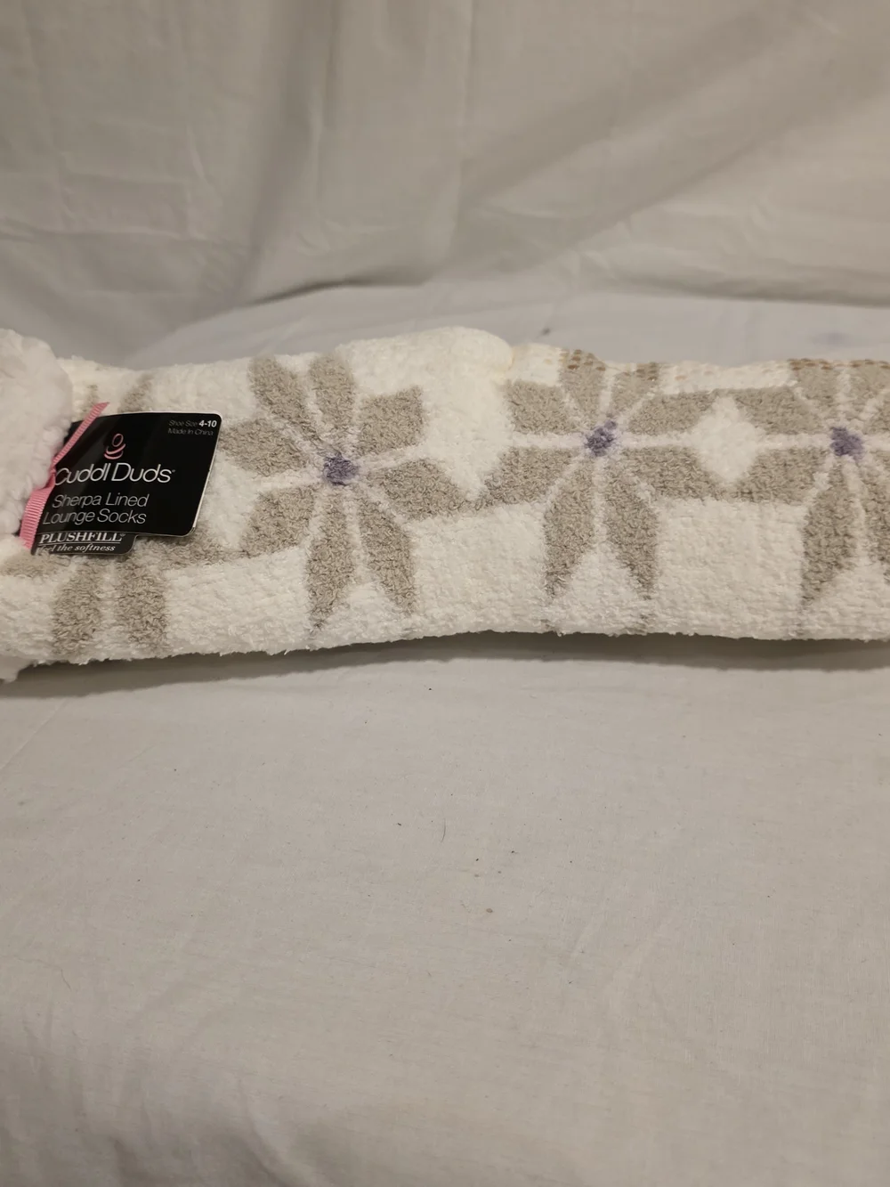 Lot of 4 Pairs Cuddl Duds Sherpa Lined Lounge Socks Women's Size 4-10 NWT